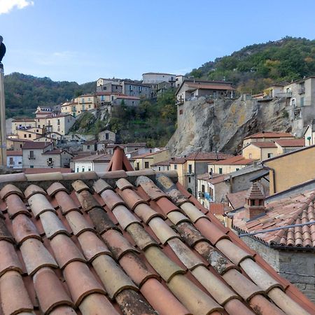 B&B Sud E Magia Кастельмеццано Экстерьер фото